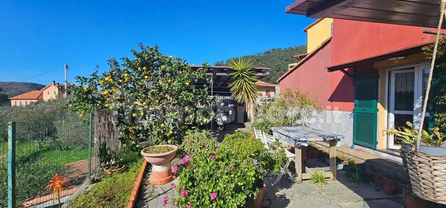 Trilocale via Loreto, Masso, Castiglione Chiavarese - foto 2