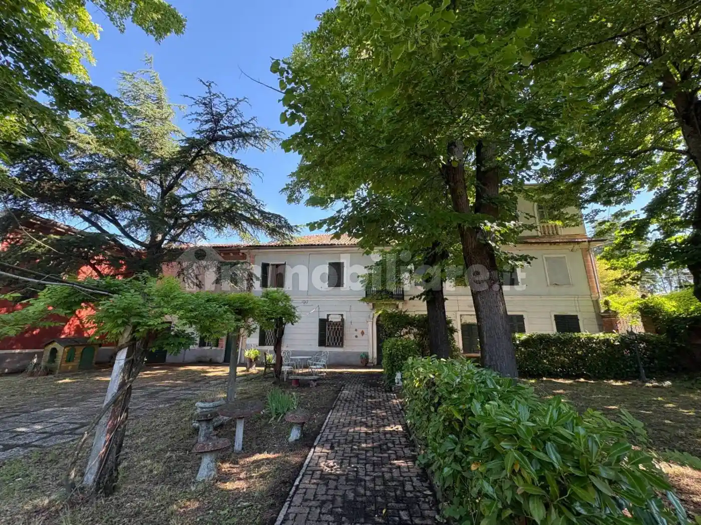 Villa in vendita a San Salvatore Monferrato