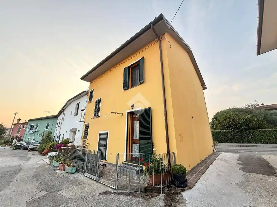 Casa indipendente in vendita a Agliana