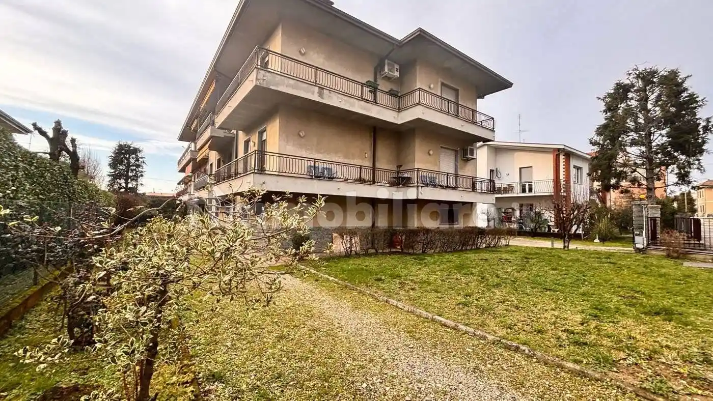 Appartamento in vendita a Broni