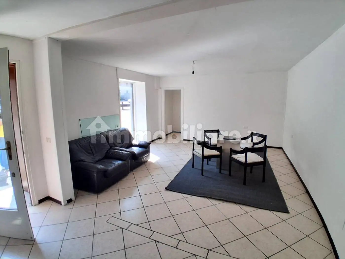 Appartamento in vendita a Introbio