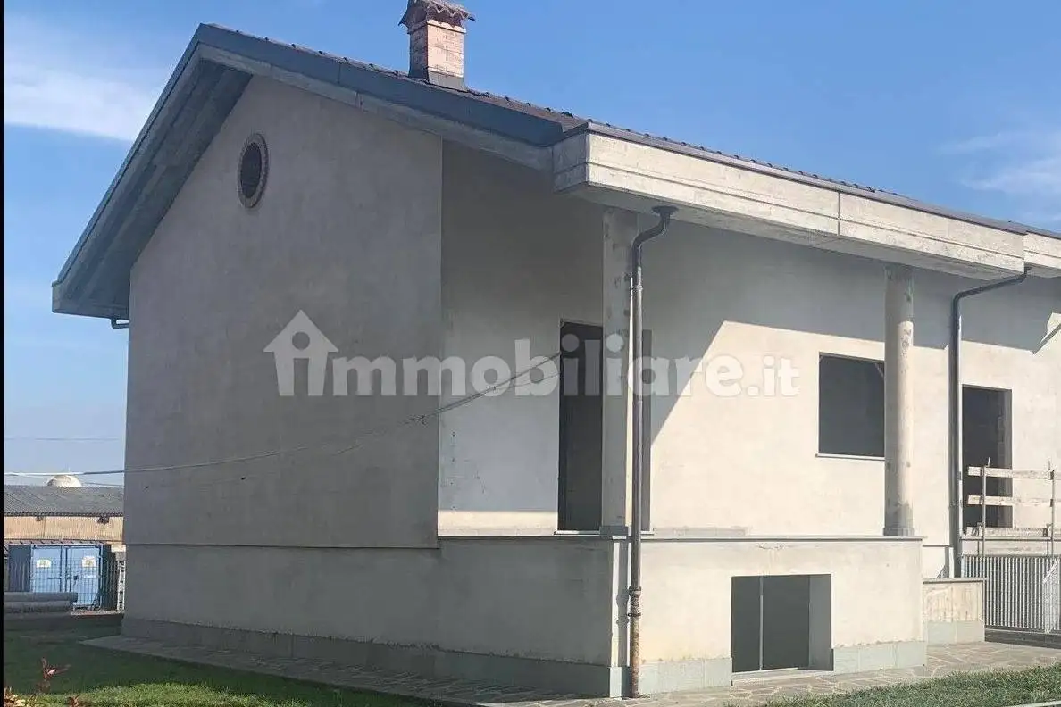 Villa unifamiliare via Savigliano, Vottignasco