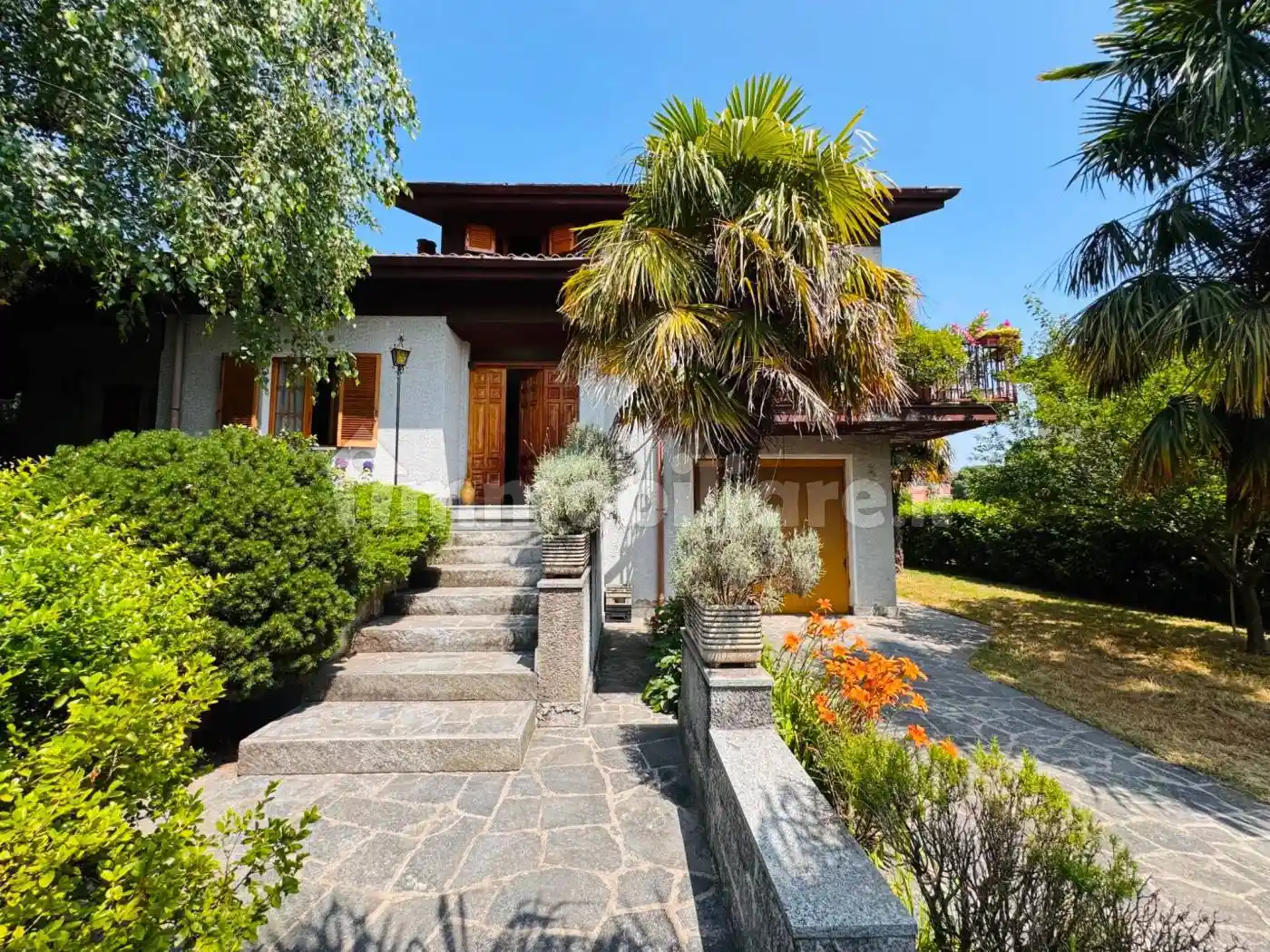 Villa in vendita a Saronno