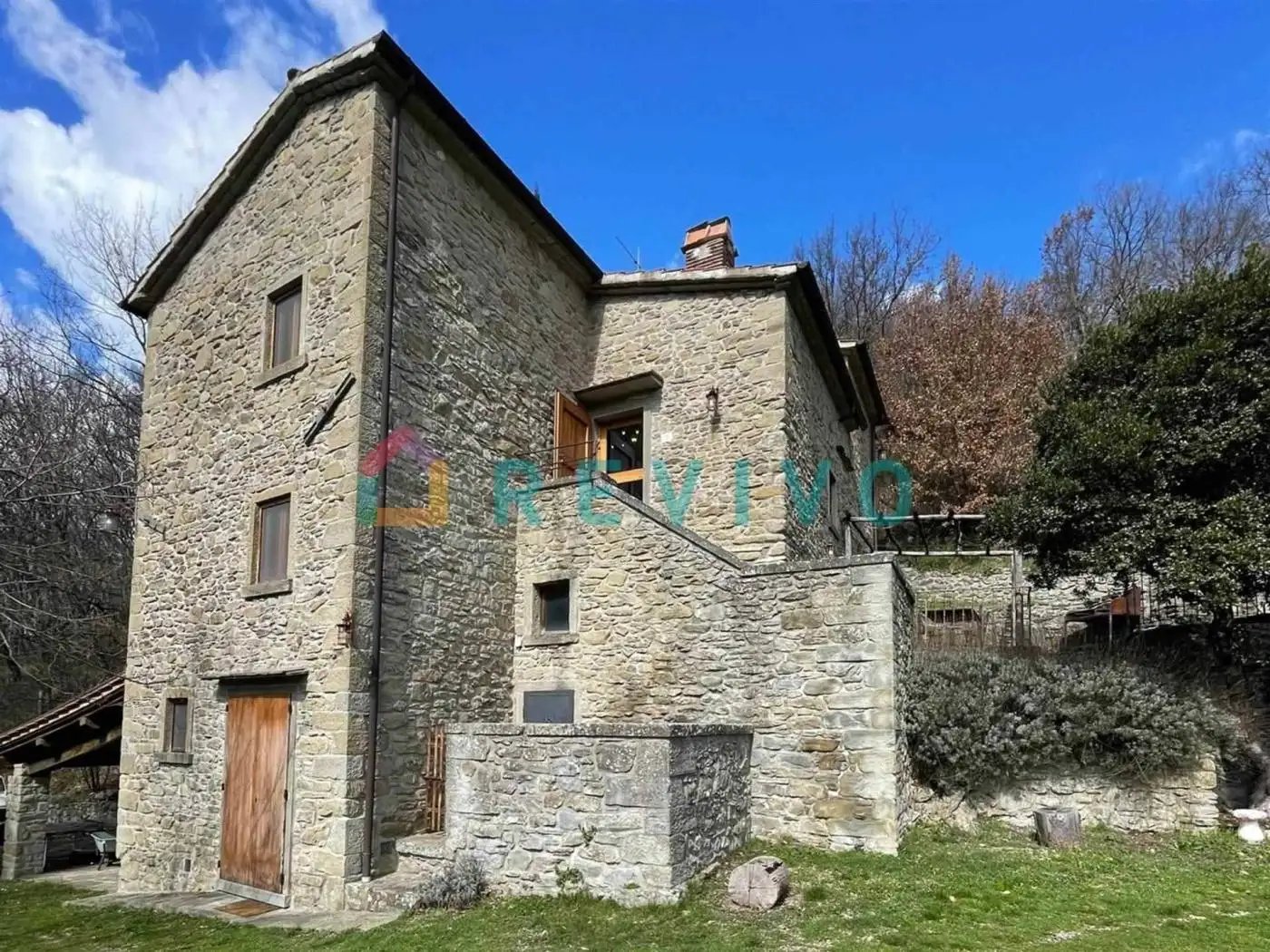 Casa indipendente in vendita a Pratovecchio e Stia