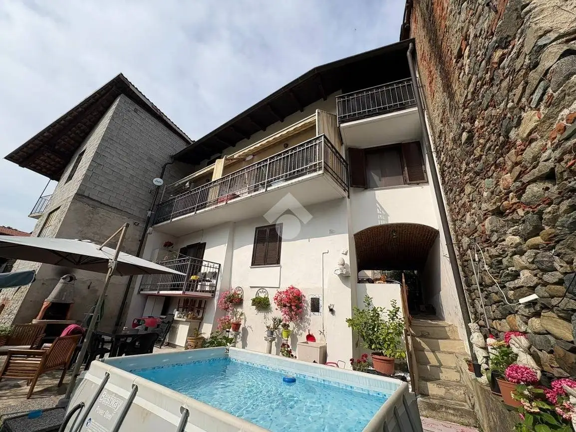 Casa indipendente in vendita a San Martino Canavese