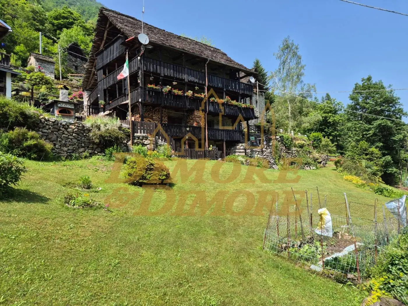 Villetta a schiera in vendita a Vanzone con San Carlo