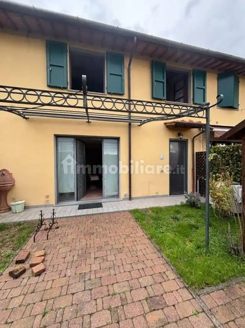 Casa indipendente in vendita a Lastra a Signa