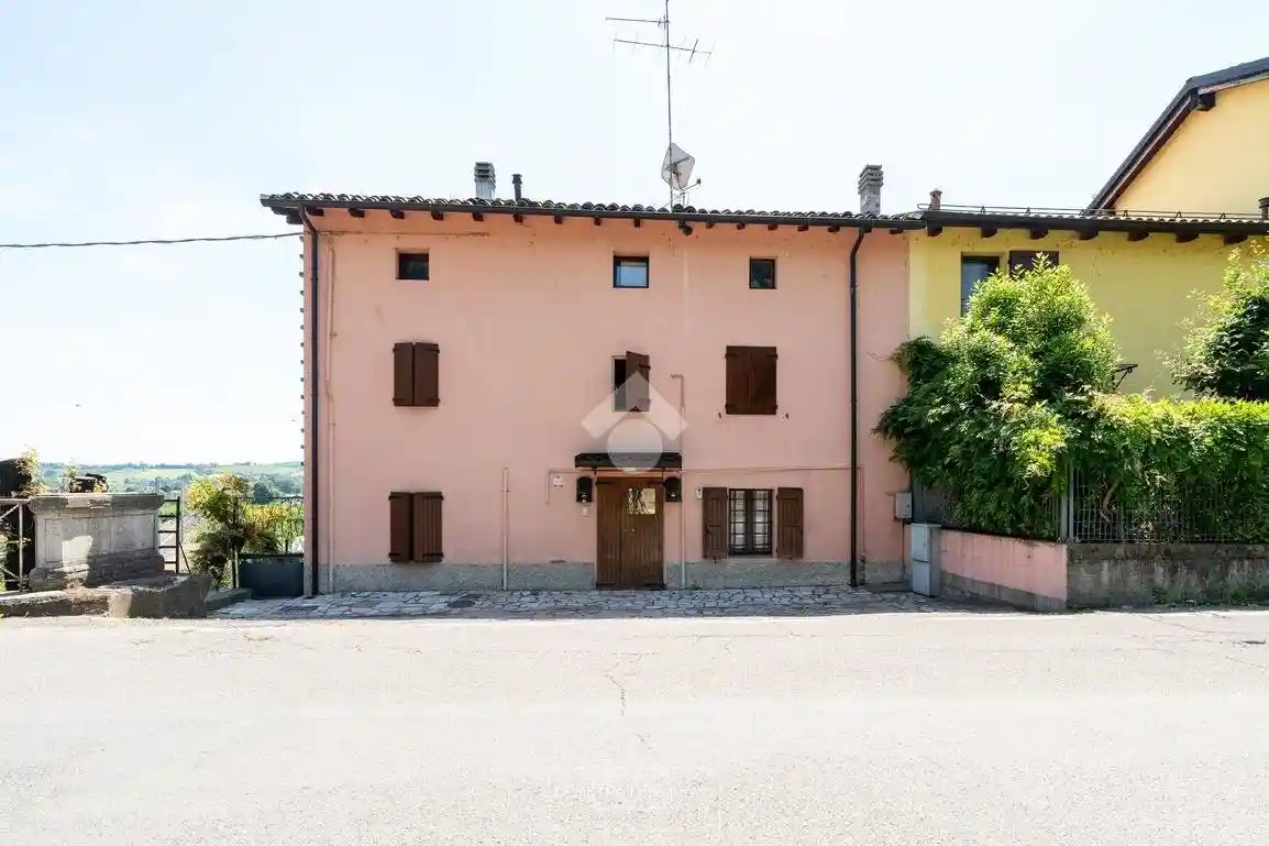 Casa indipendente in vendita a Vignola