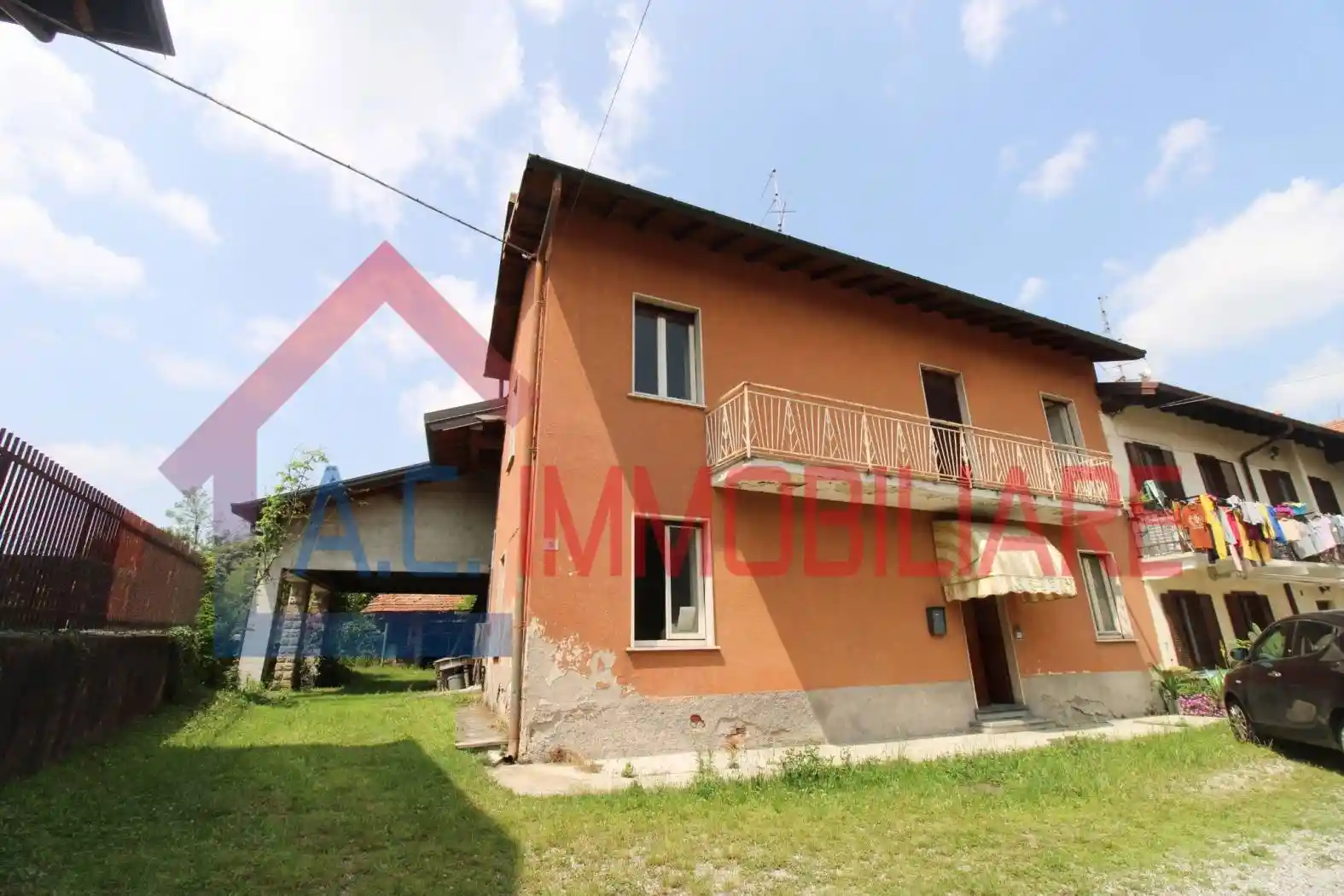 Casa indipendente in vendita a Vergiate