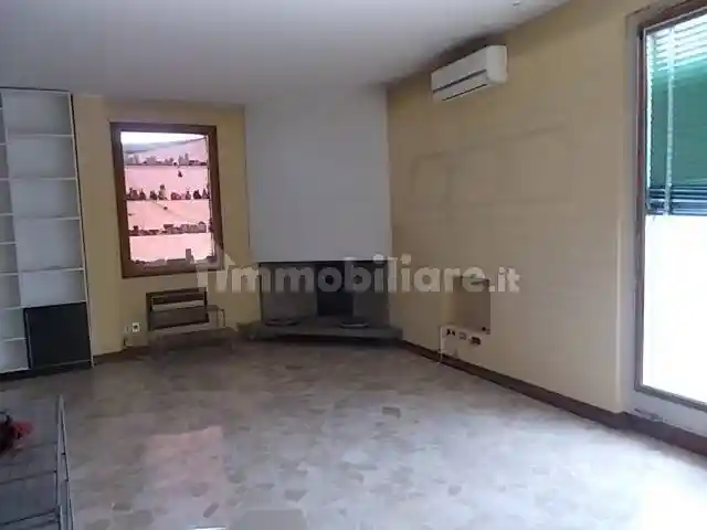 Appartamento in vendita a Voghera