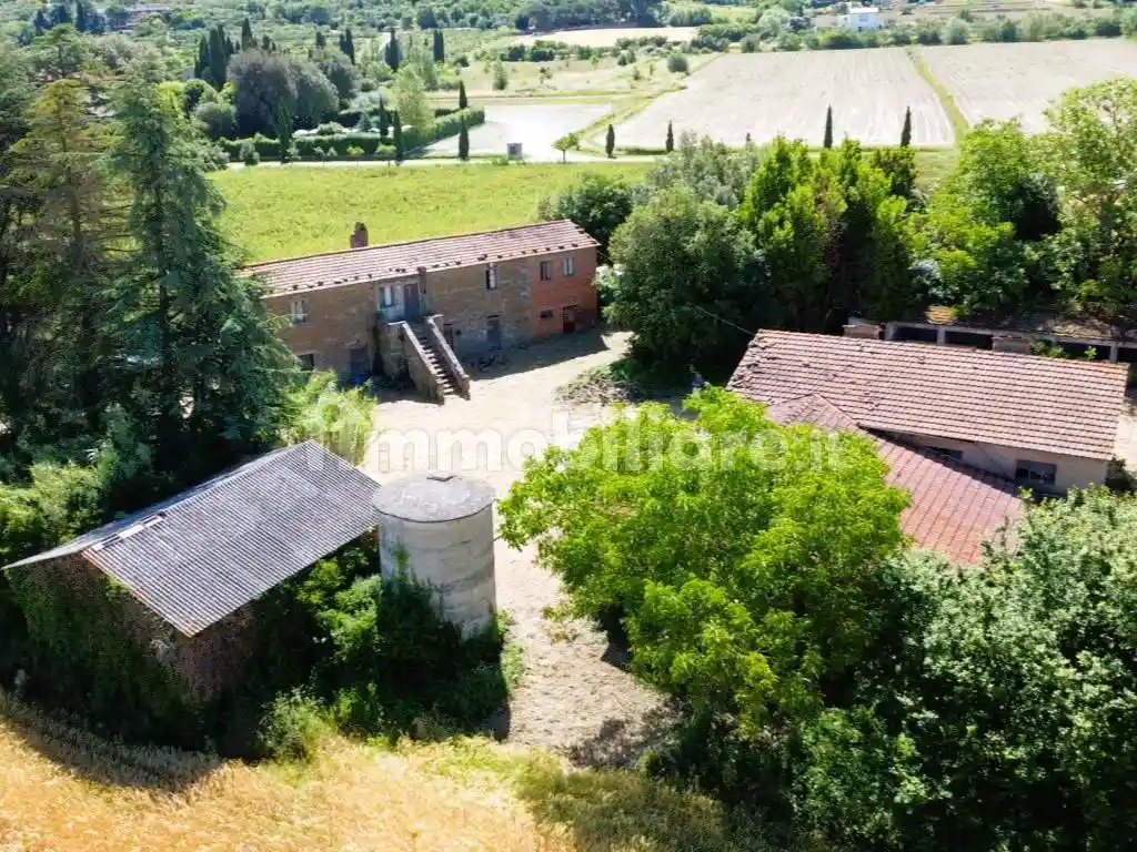 Rustico - Casale in vendita a Cortona