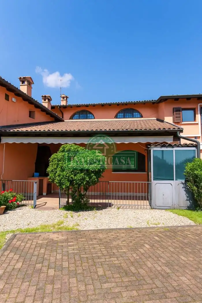 Villetta a schiera in vendita a Torre d'Isola