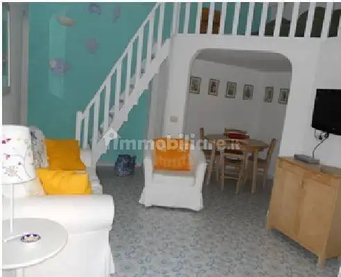 Appartamento in affitto a Procida