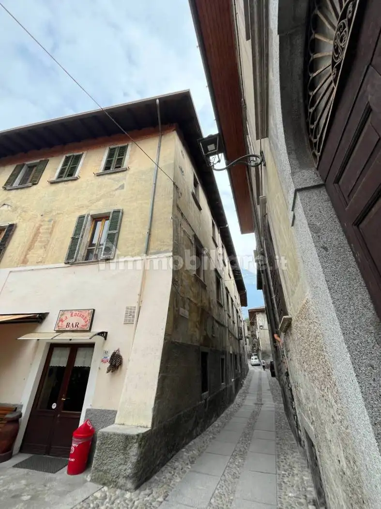 Terratetto unifamiliare via Cesare Battisti 86, Centro, Edolo - foto 2