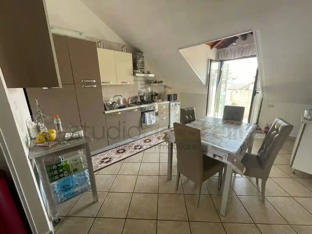 Mansarda via San Francesco a Patria, Asi - Ponte Riccio, Giugliano in Campania - foto 4