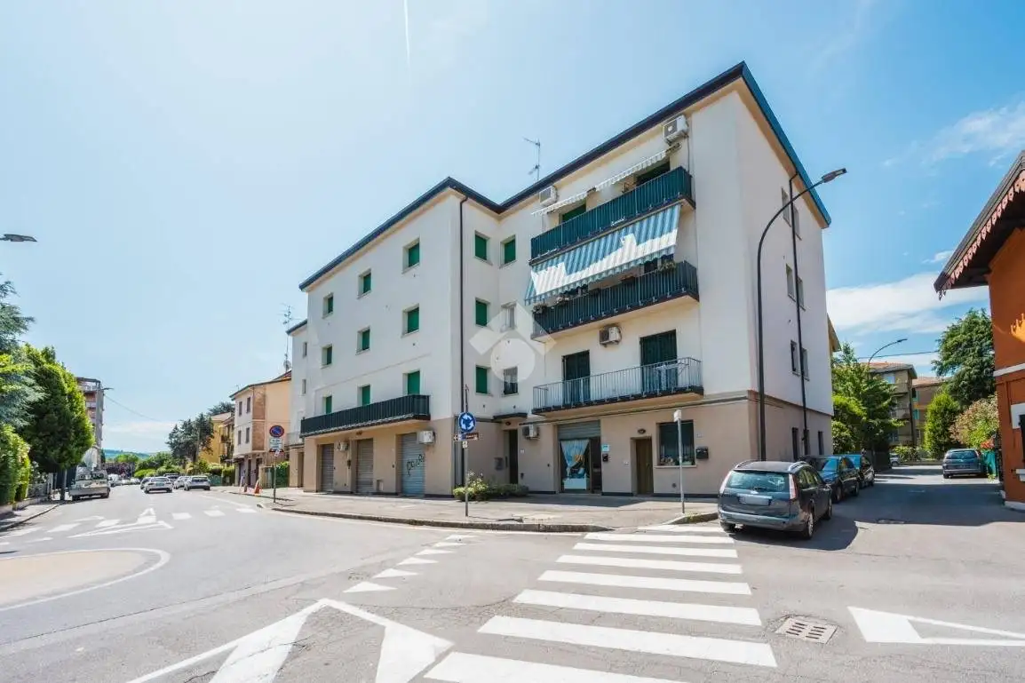 Appartamento in vendita a Bologna
