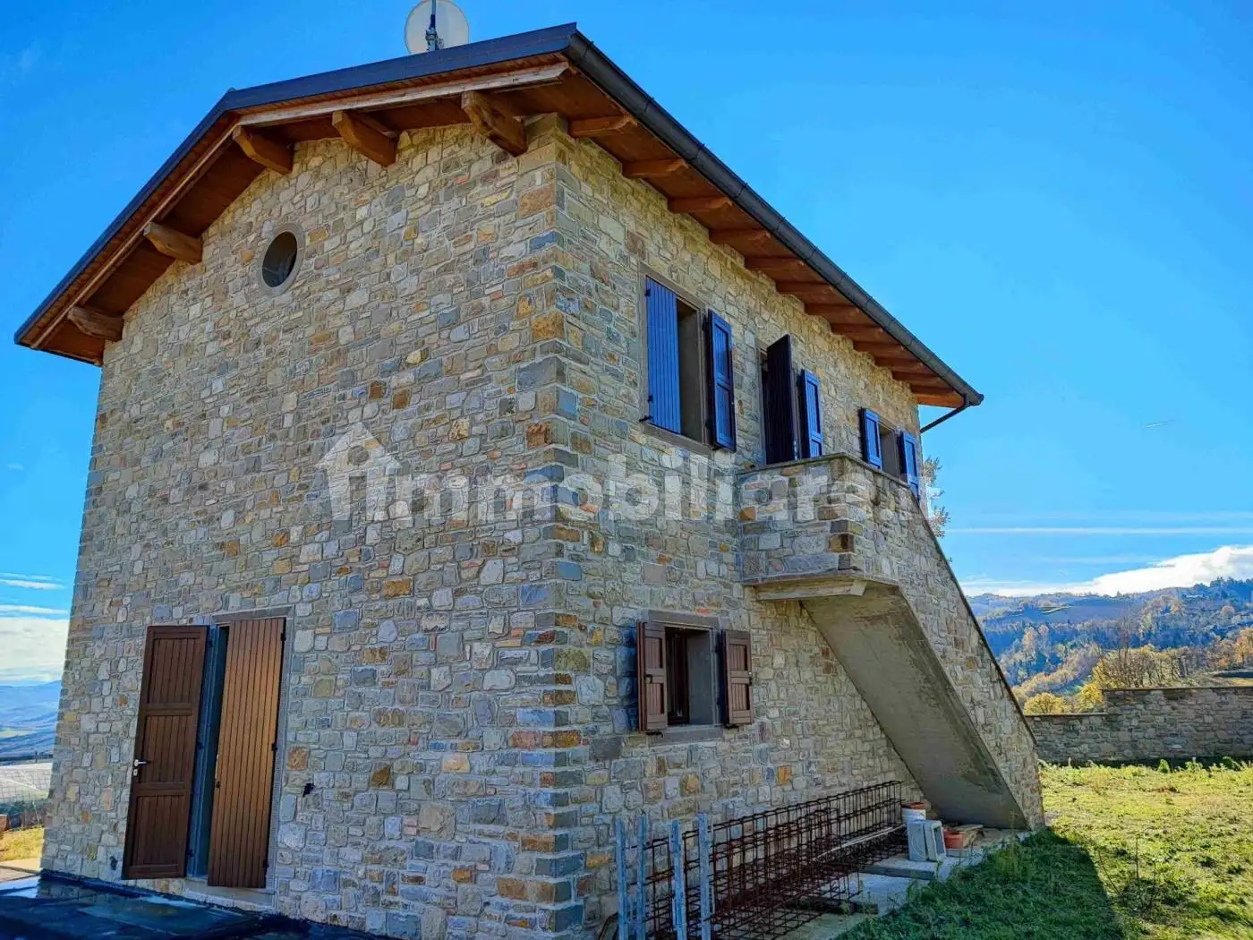 Villa in vendita a Pianoro