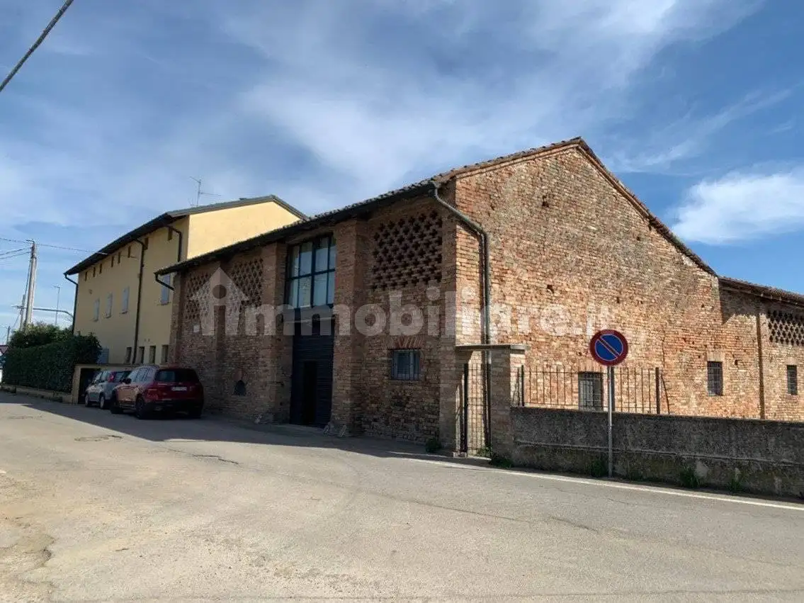 Rustico - Casale in asta a Capergnanica