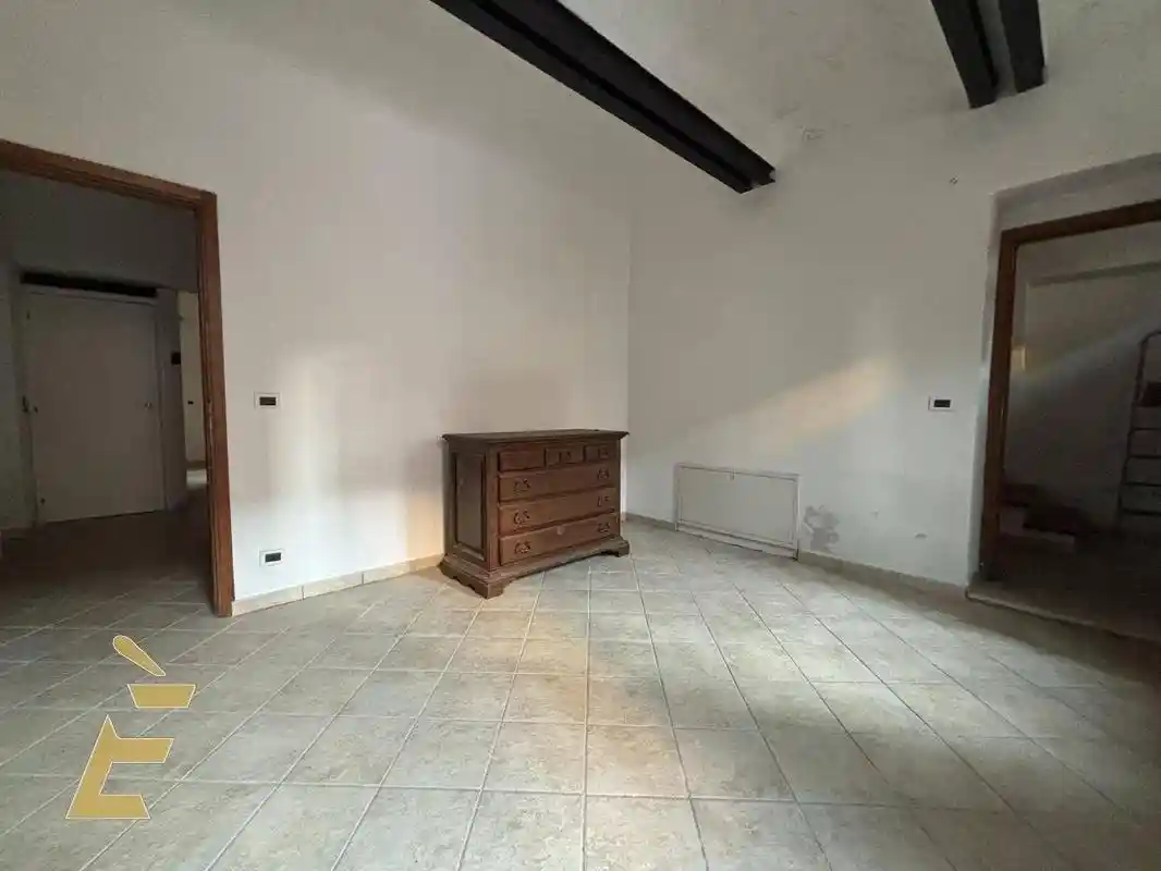 Casale viale dei partigiani 110, Centro Storico, Asti - foto 3