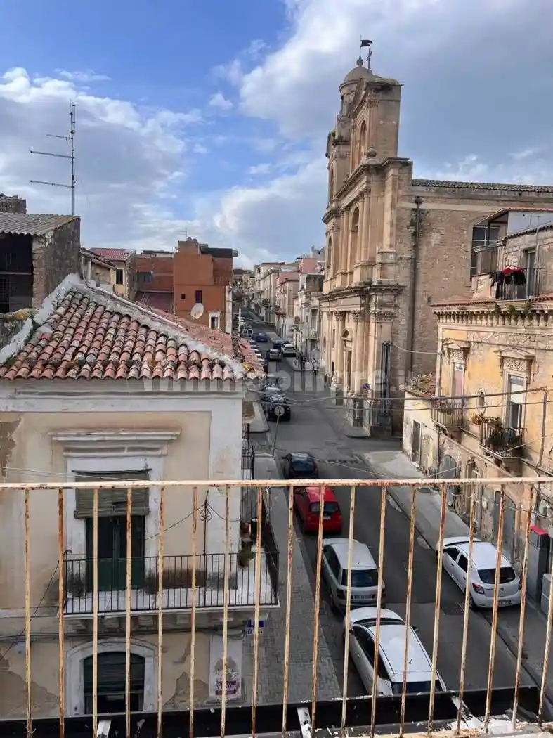 Appartamento in vendita a Scordia