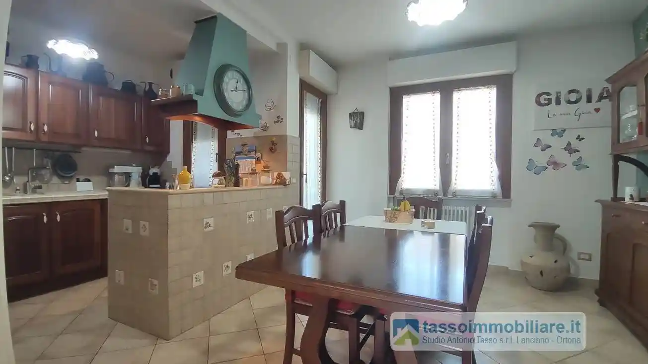 Quadrilocale via della Fonte Santa, Centro, Ortona - foto 3