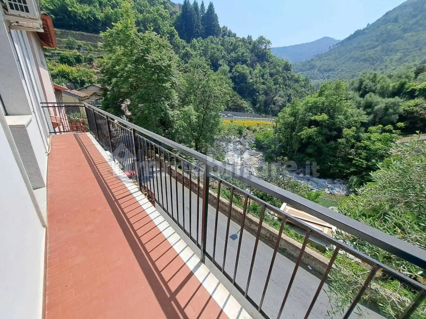 Appartamento in affitto a Montalto Carpasio