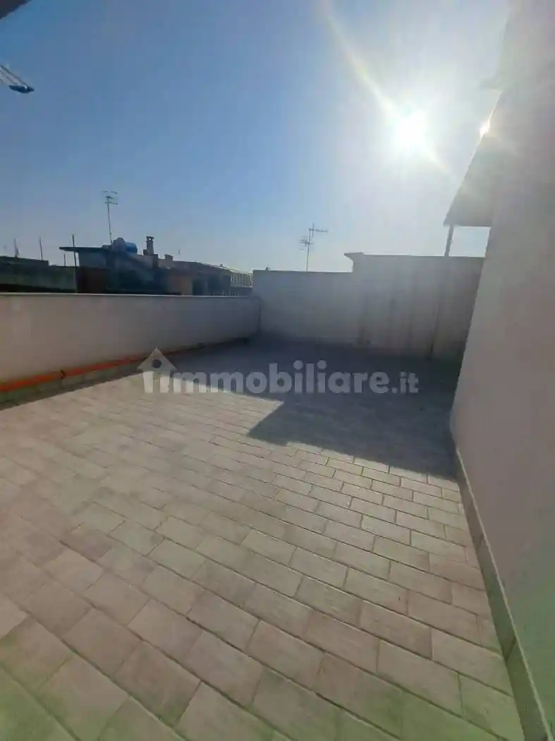 Trilocale ottimo stato, secondo piano, Brusciano - foto 2