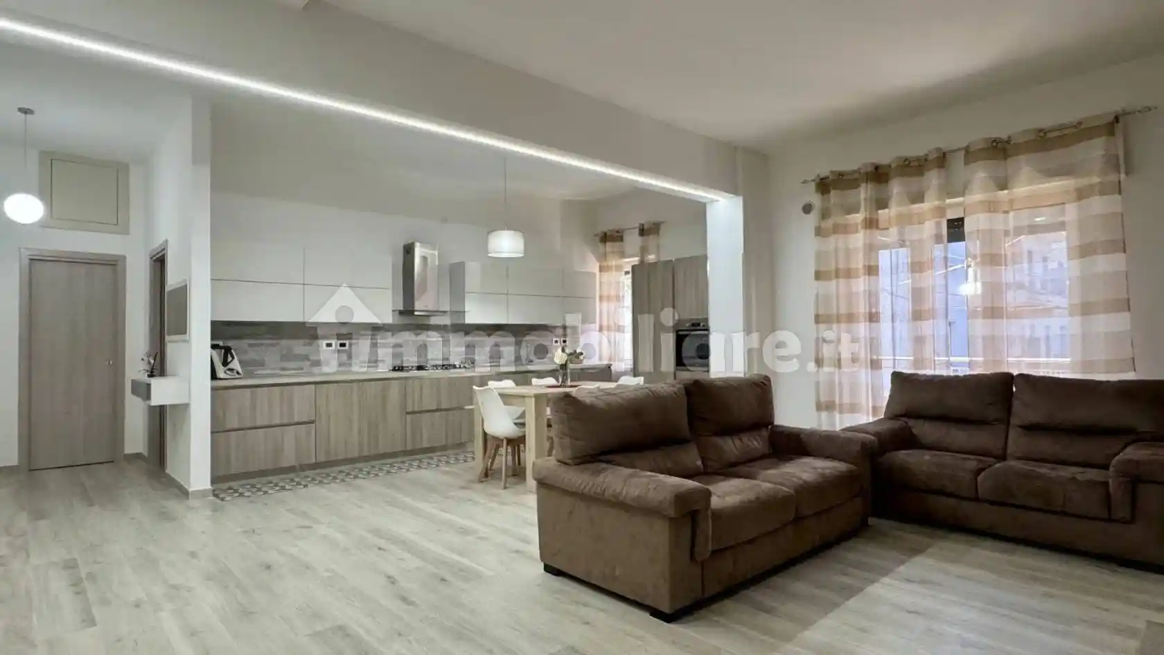 Quadrilocale via XXIV Maggio, 74e, Centro, Cosenza - foto 3