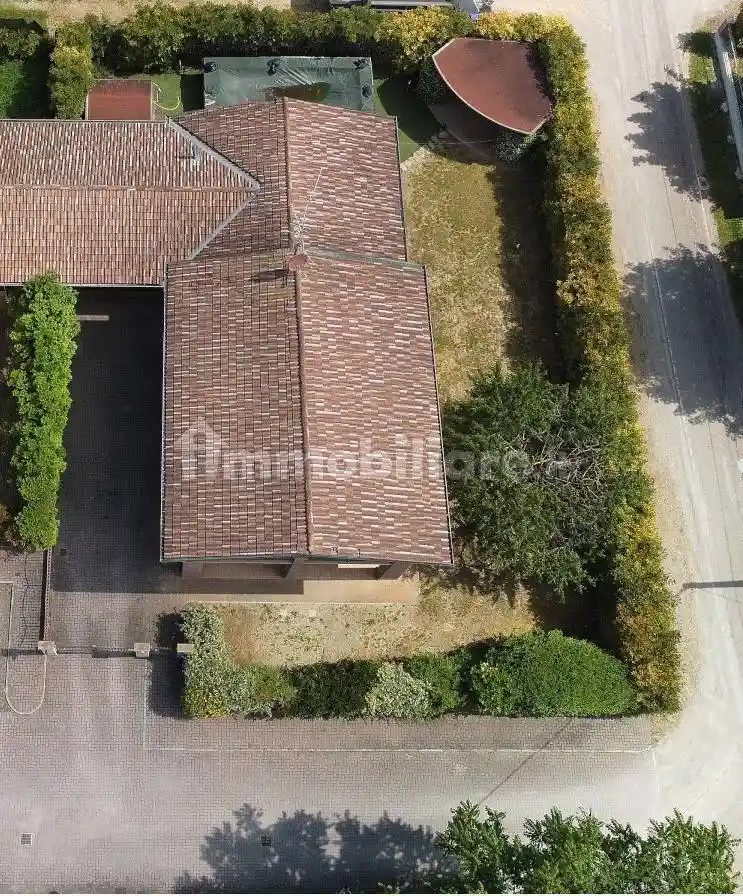 Villetta a schiera in vendita a Campagnola Emilia