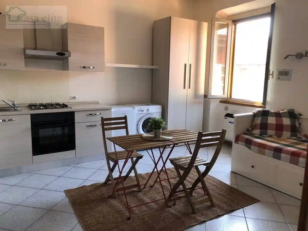 Monolocale via Santa Maria del Sole, Centro Storico, Lodi - foto 2