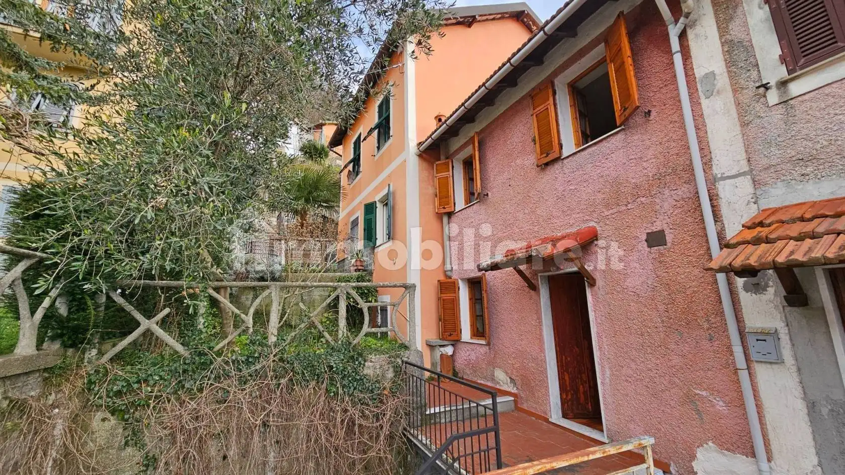 Villa in vendita a Davagna