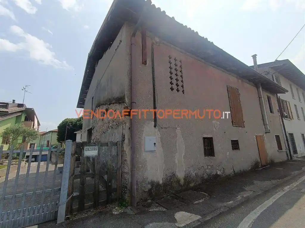 Casa indipendente in vendita a Cologno al Serio