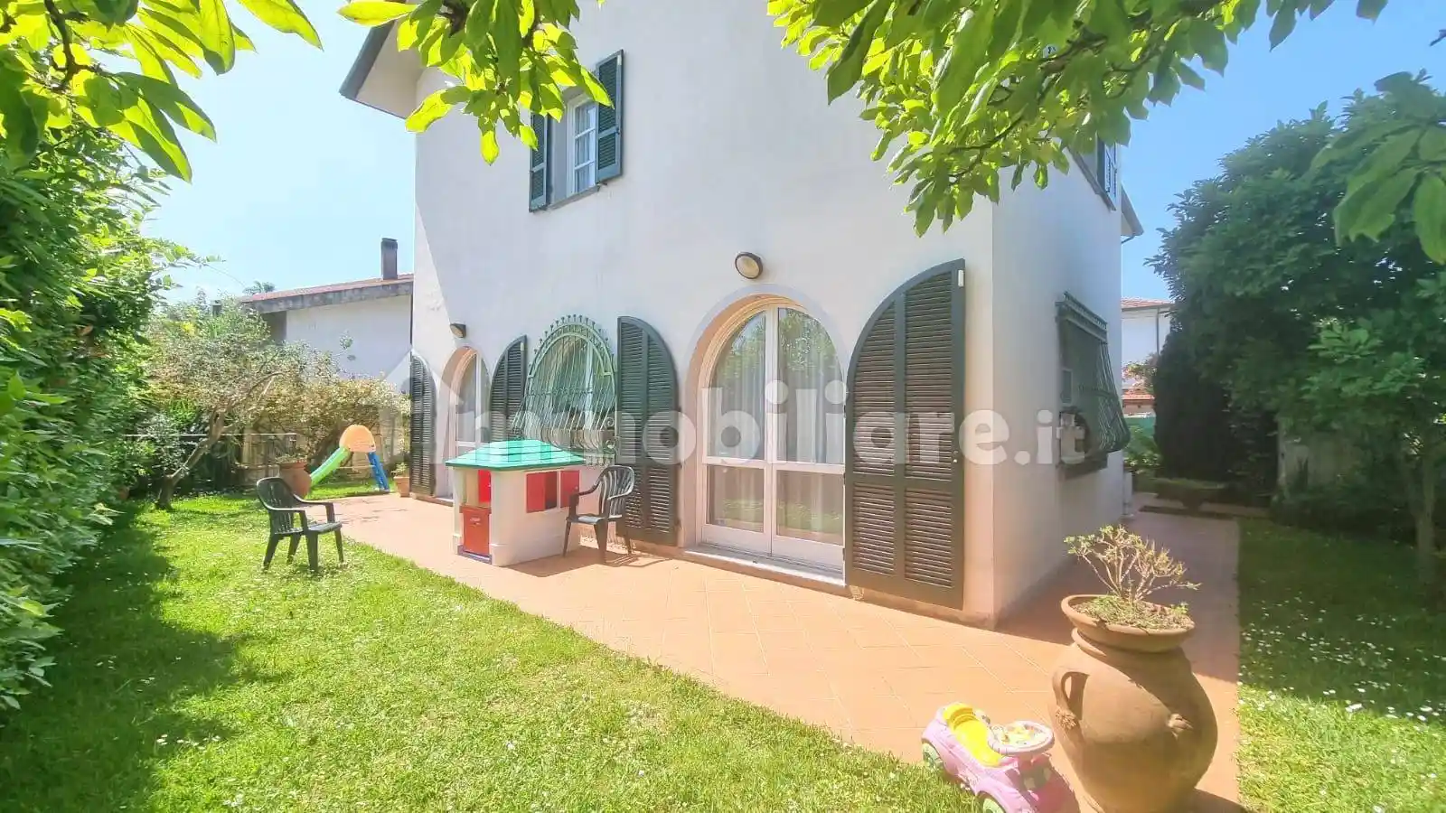 Villa in vendita a Massa