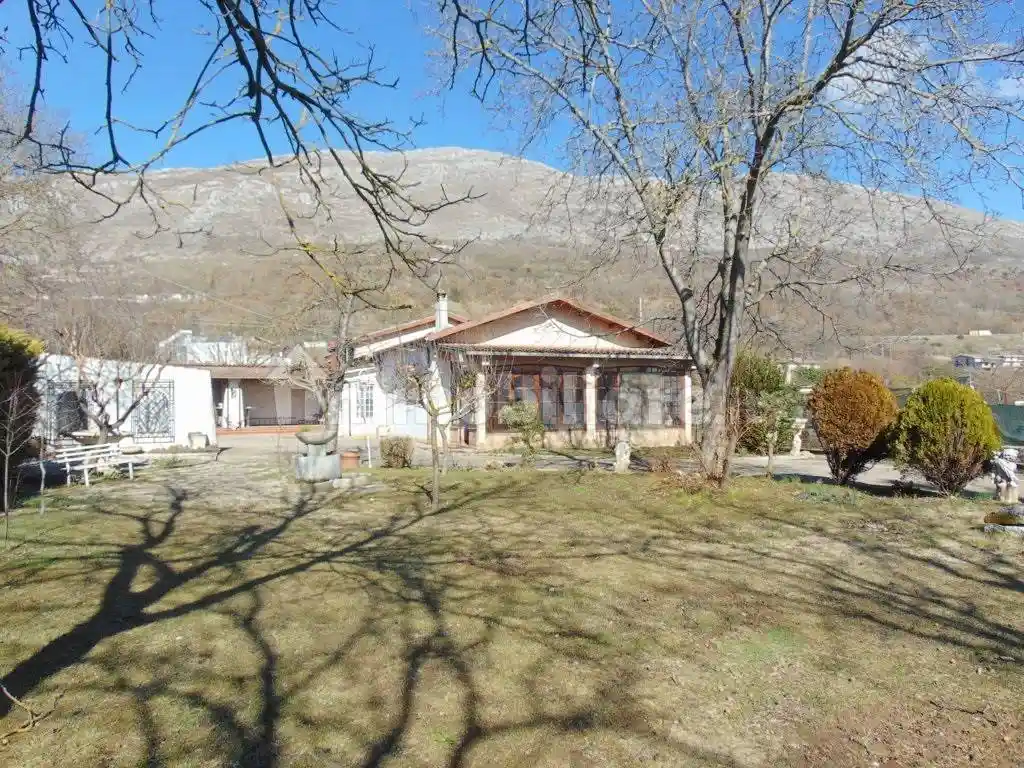 Villa unifamiliare, buono stato, 140 m², San Pelino, Avezzano - foto 2