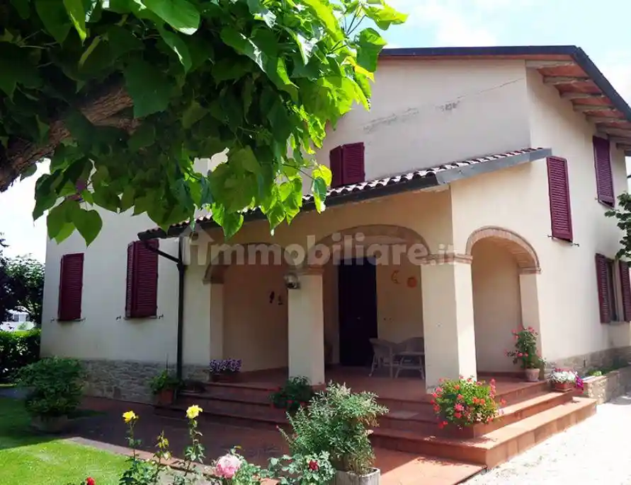 Villa in vendita a Sinalunga