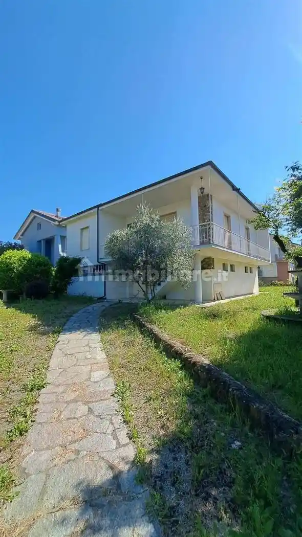 Casa indipendente in vendita a Bistagno