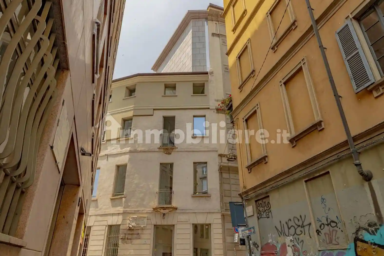 Bilocale via degli Arcimboldi, Missori, Milano - foto 3