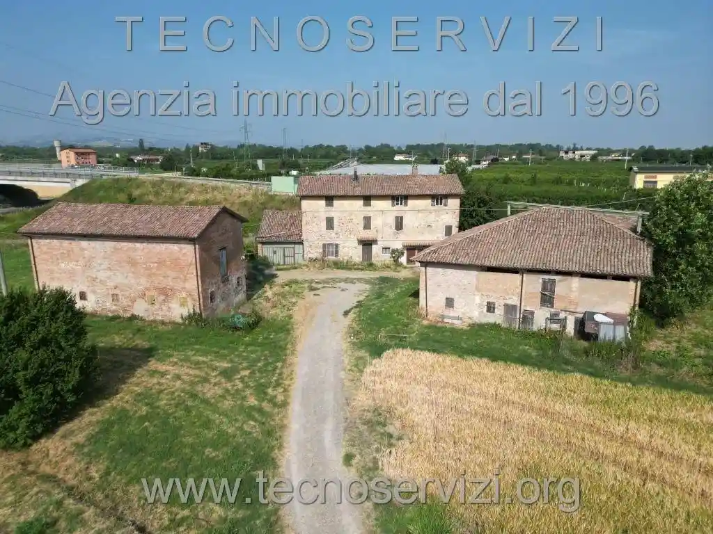 Rustico - Casale in vendita a Savignano sul Panaro