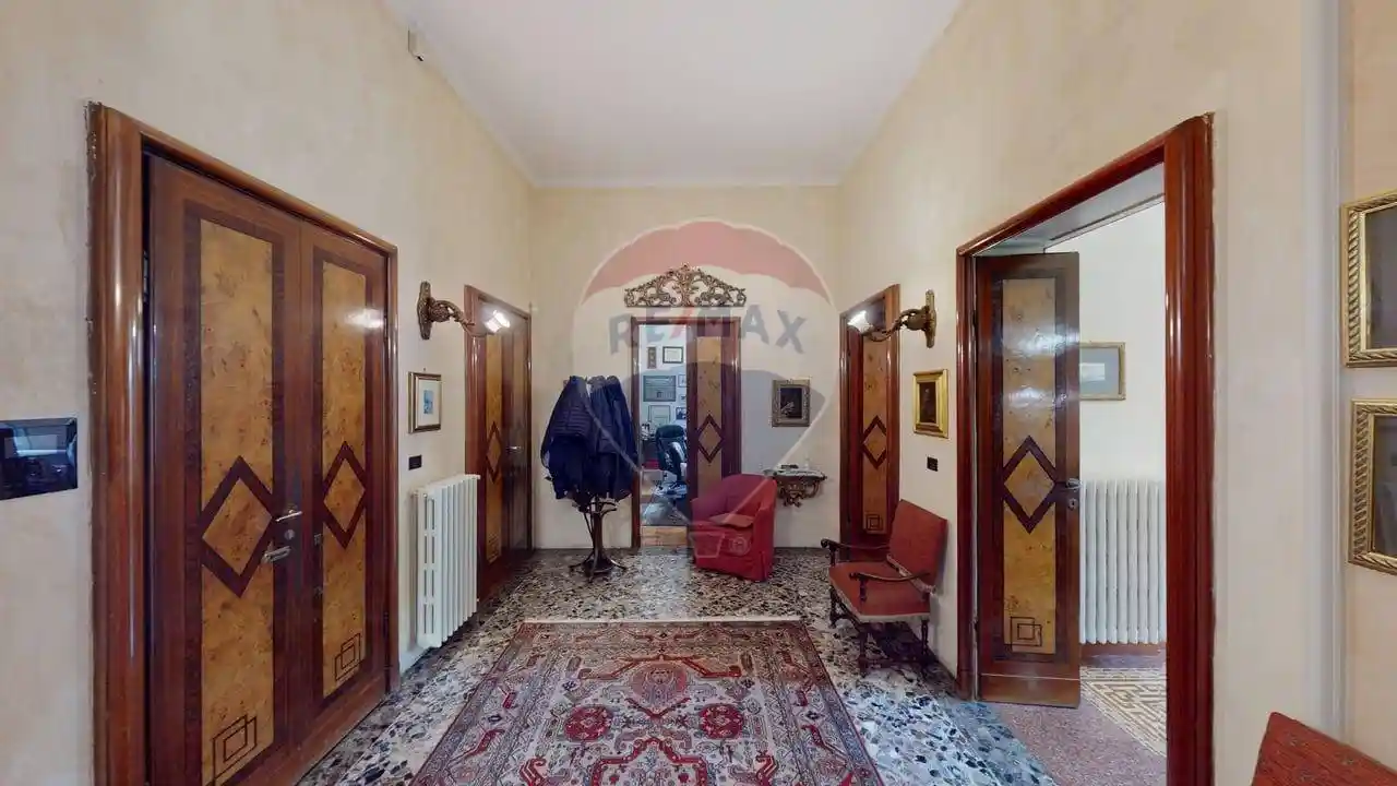 Appartamento viale Cesare Battisti 12, Centro Storico, Pavia - foto 2