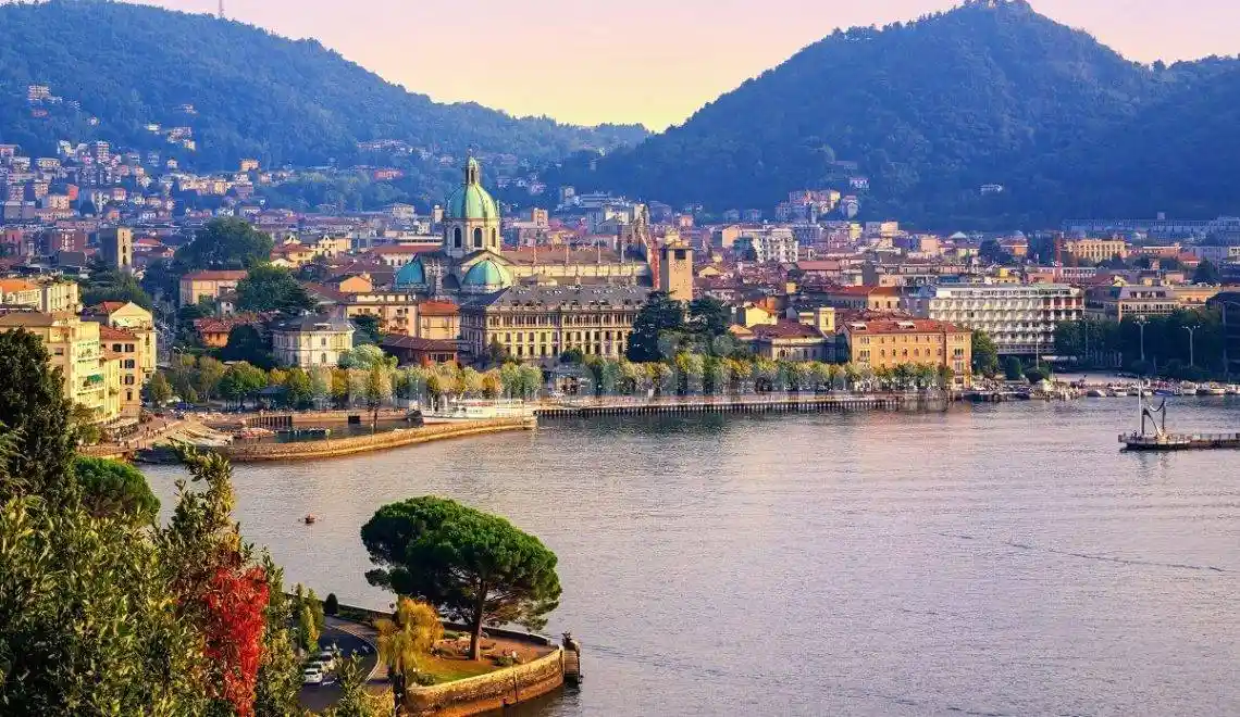 Appartamento in vendita a Como