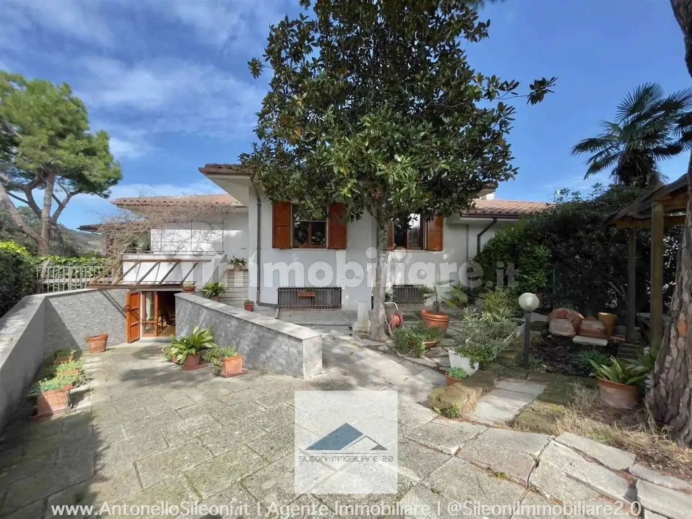 Villa in vendita a Ancona