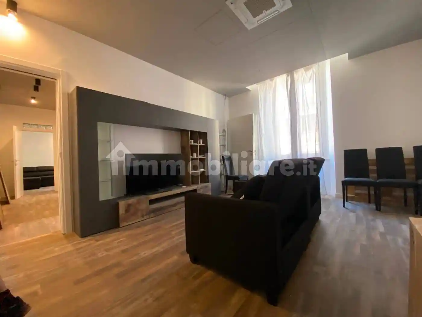 Appartamento in vendita a Livorno