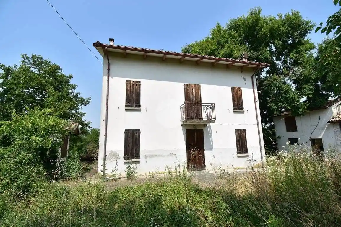 Villa in vendita a Fidenza