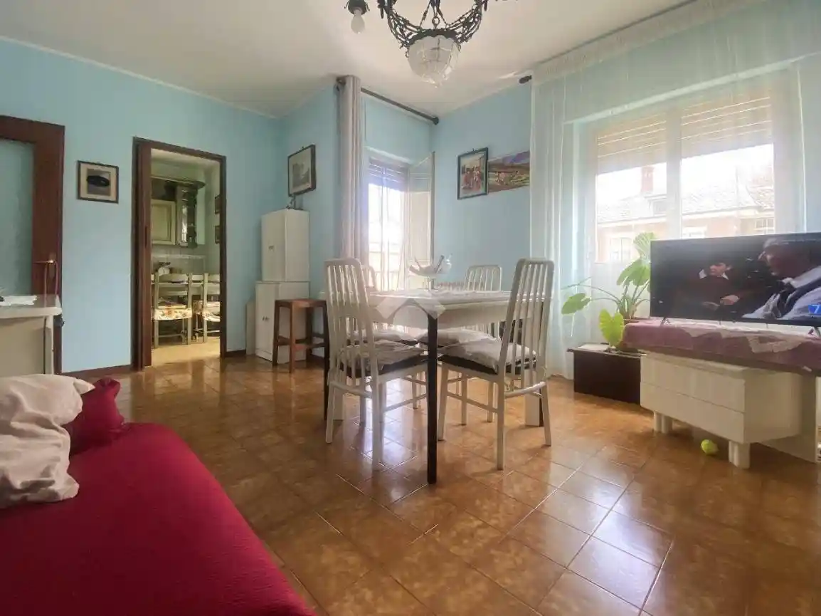 Quadrilocale via san marco 5, Centro, Borgofranco d'Ivrea - foto 3