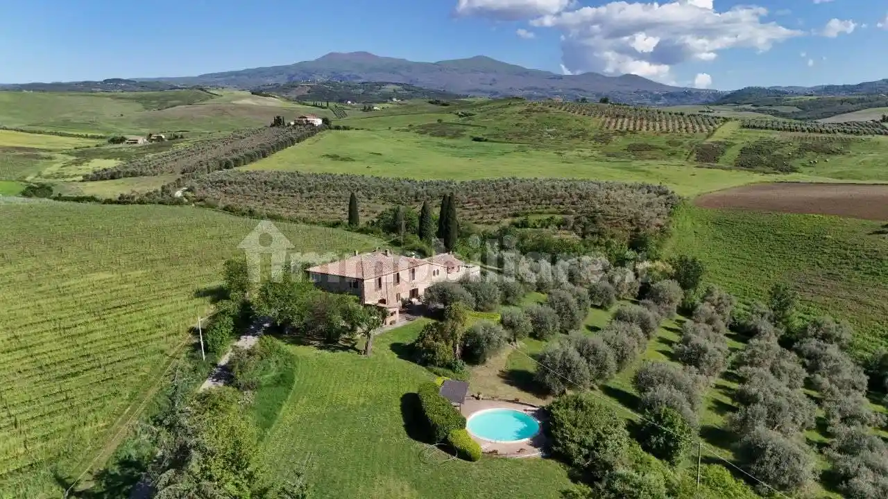 Villa in vendita a Castel del Piano