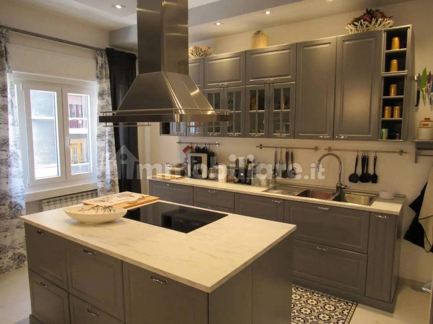 Appartamento in vendita a Trieste