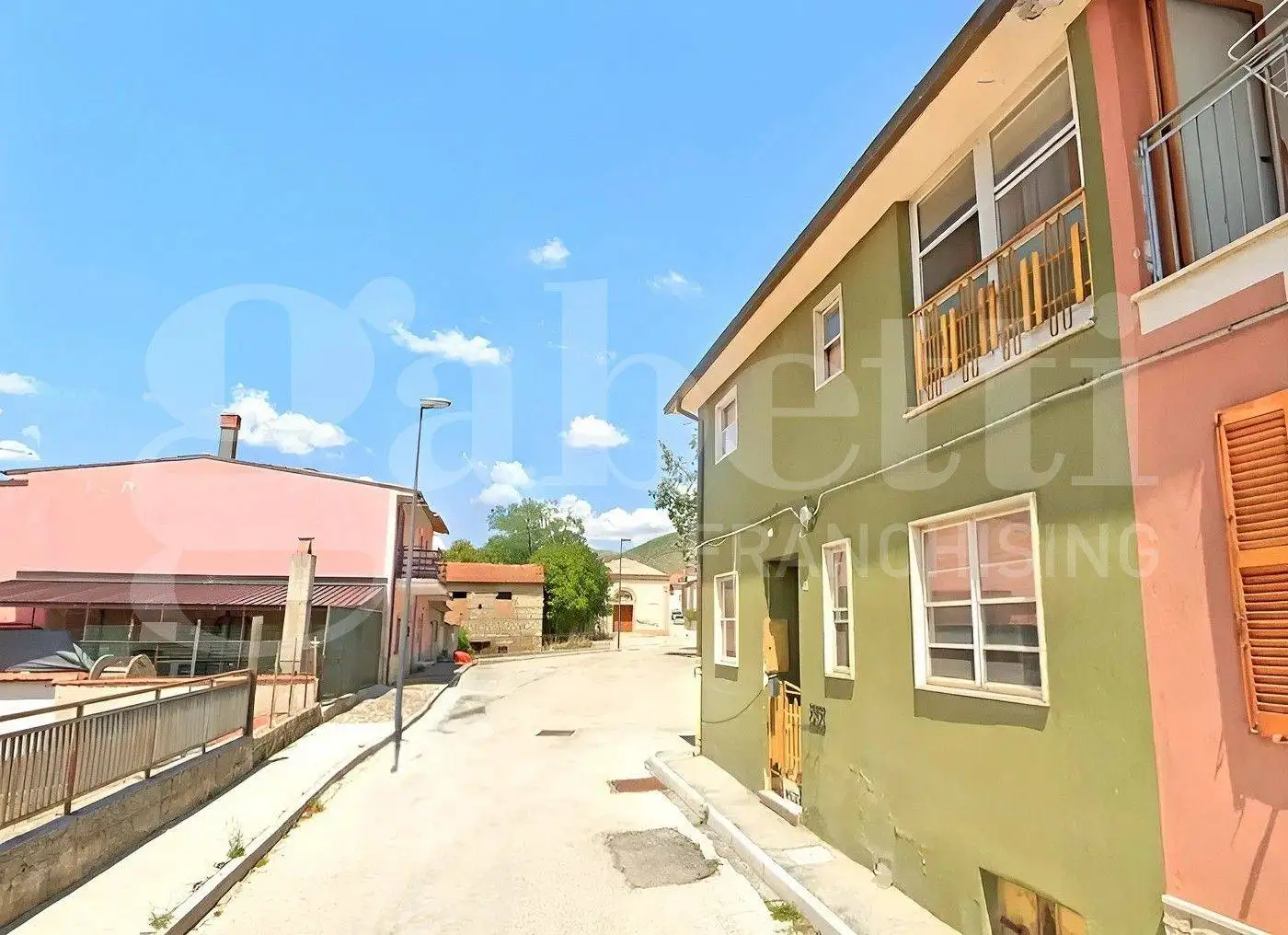 Casa indipendente in vendita a Avezzano