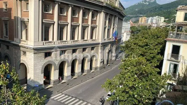 Appartamento in vendita a Salerno