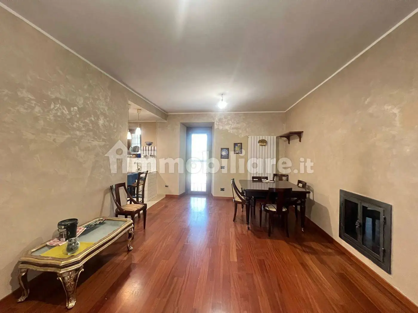 Appartamento in vendita a Colfelice