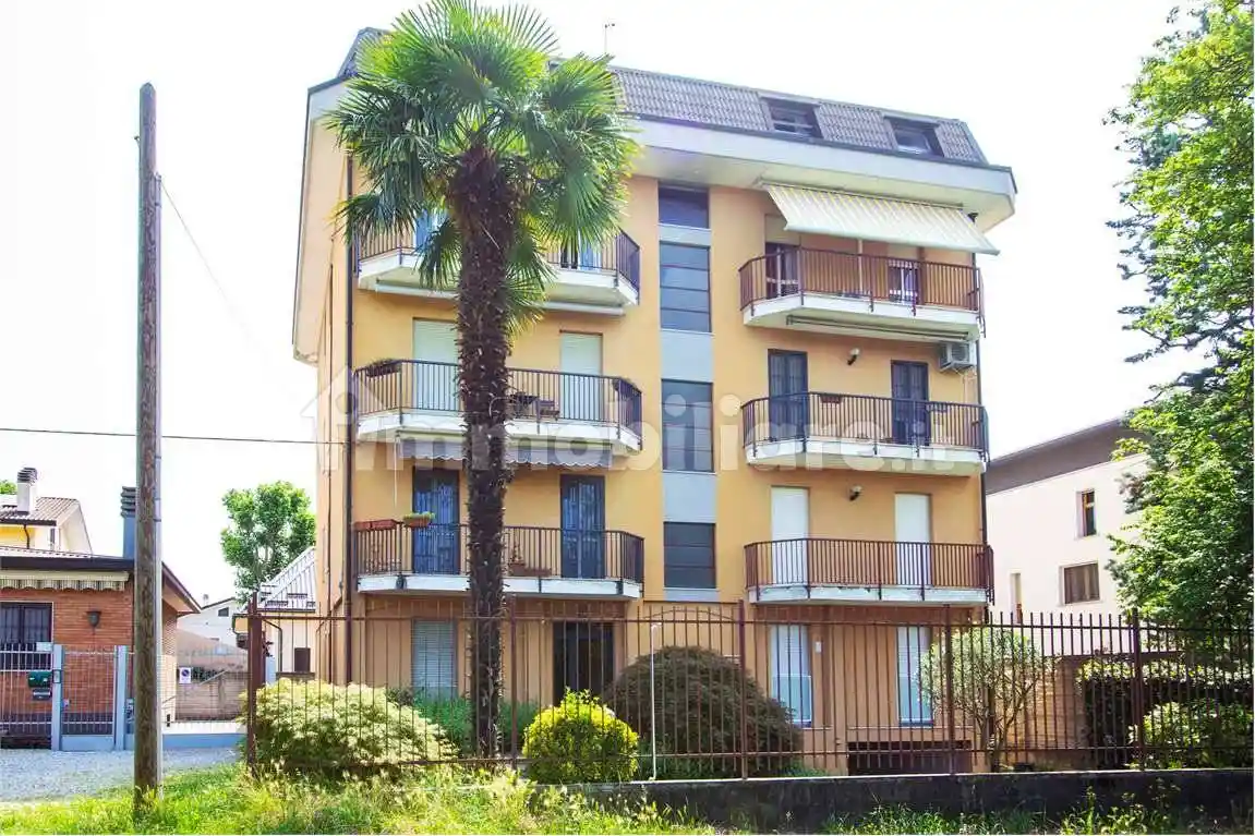 Appartamento in vendita a Bovisio-Masciago
